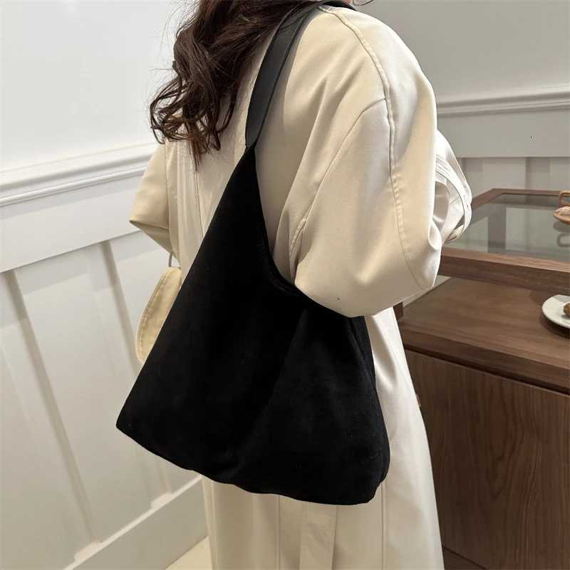 Vintage Womens Bag Large Capacity Suede Shoulder Bag Solid Color Simple Design Casual Commuter Shopper Tote G250729