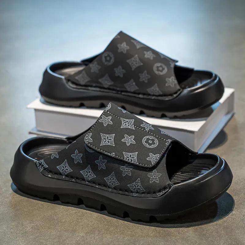 Free delivery of new designer slippers, flat slippers, women's sandals, girls' white and black fashionable embroidered slippers, outdoor sho