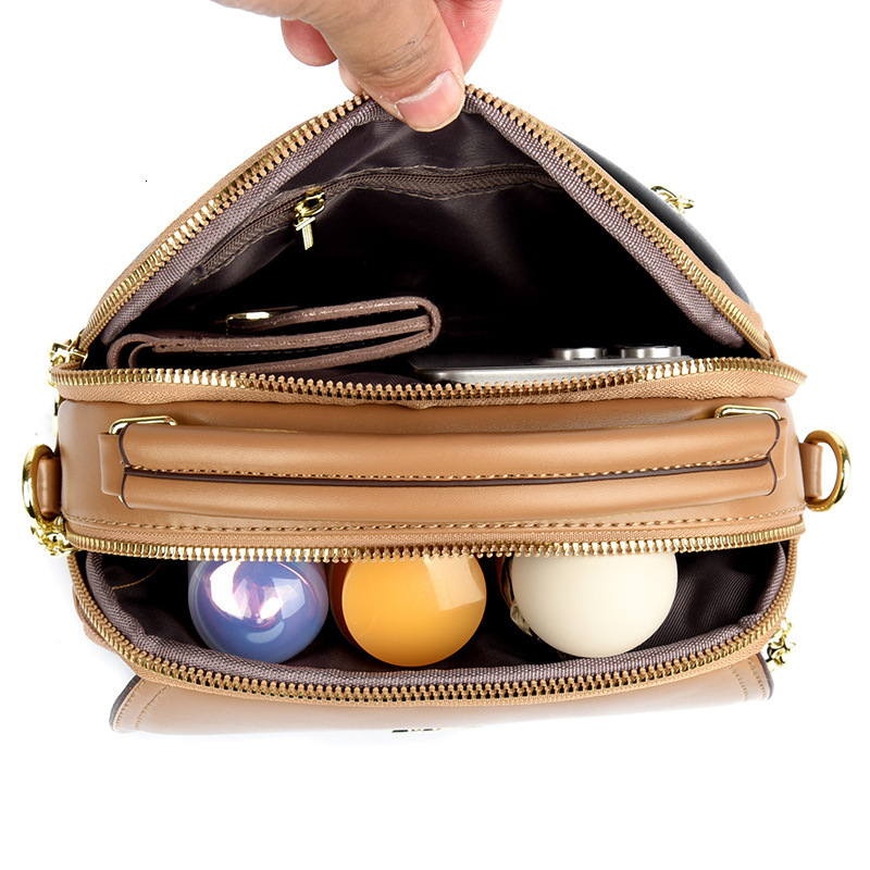 2025 Summer New Women's Shoulder Bag Texture Slant Fashion Women's Soft Leather Tote Bag New Large Capacity New Designer Luxury Bag