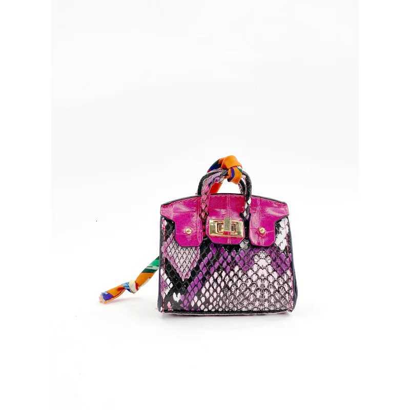 Exquisite New Versatile Snake Patterned House Mini Bag Multifunctional Portable Coin Purse Pendant Headphone Bag Y250731