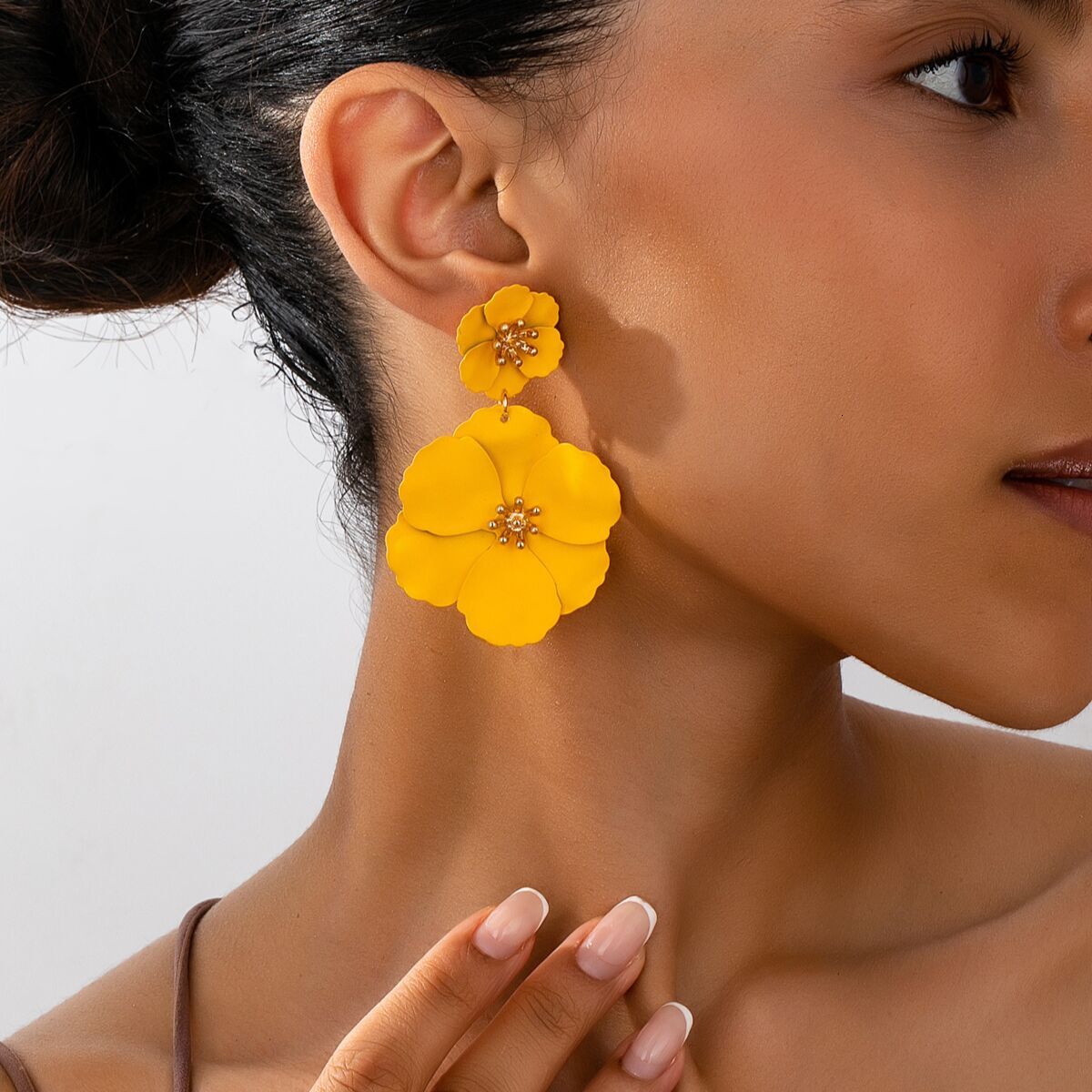 Free Shipping Designer Luxury European And American Forest Style Girl Flower Earrings Retro Long Elegant Creative Colorful Flower Spray Painted Earrin