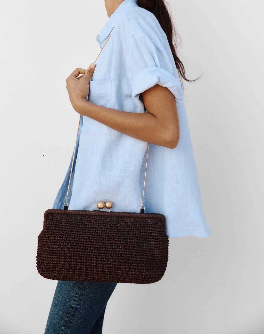 New Handwoven Raffia Shoulder Bag Womens Staw Crossbody Bag Vacation Clip Bag Clutchs Summer Design Baguette Bag Y250730