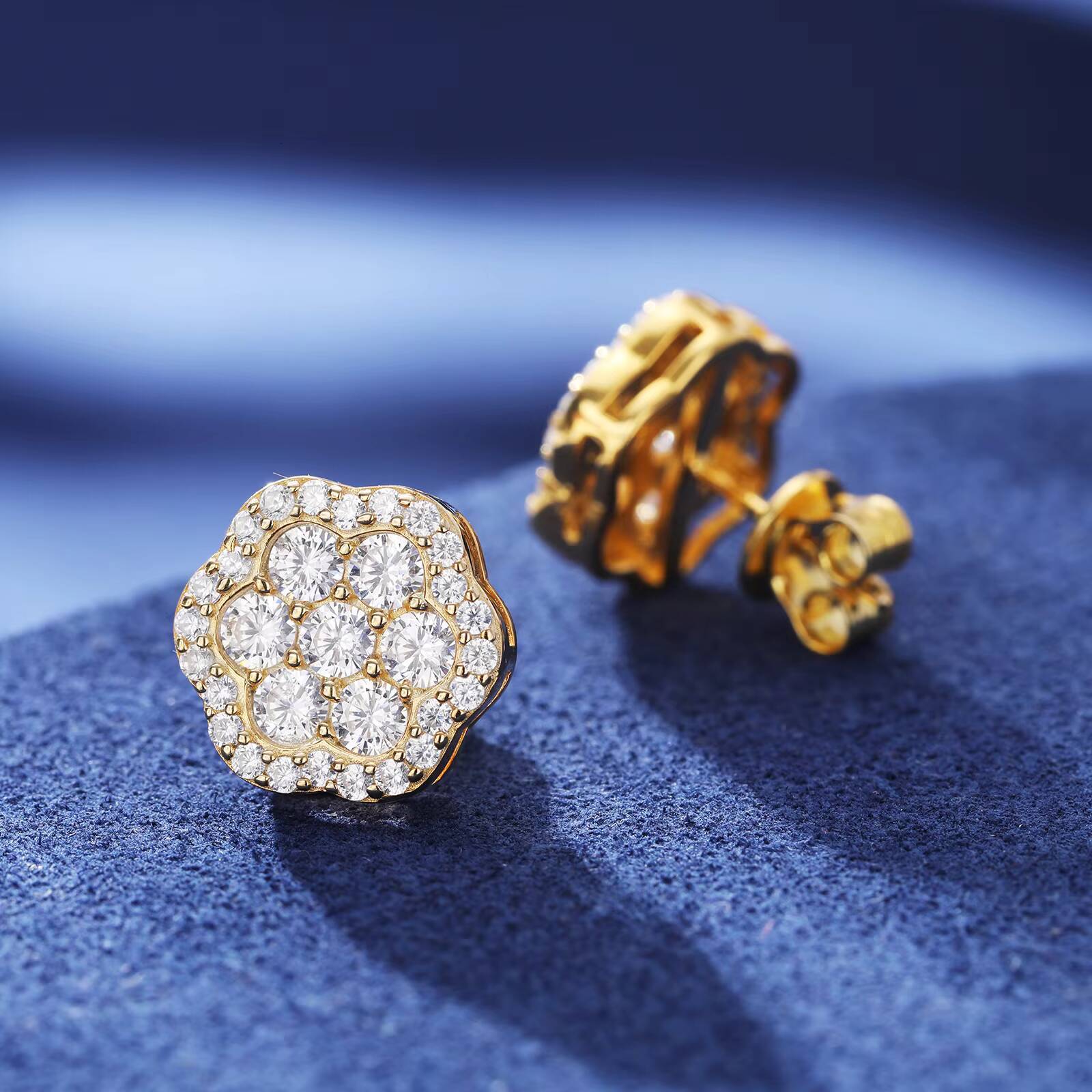 Stunning Micro VVS Moissanite Lotus Flower Stud Earrings White Gold 925 Sterling Silver Mens Women Lab Diamond Stud Earrings