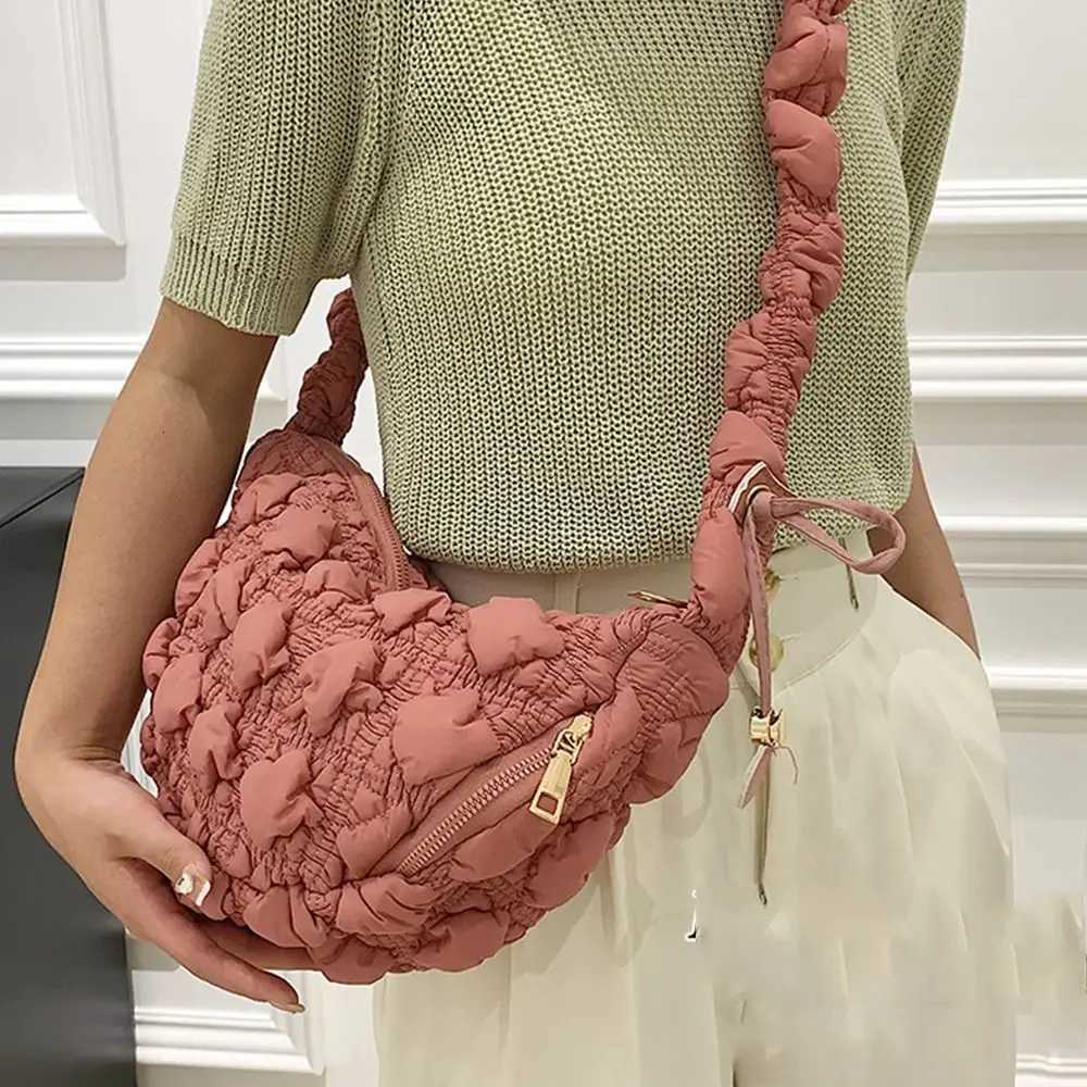 Temperament Space Cotton Korean Shoulder Bag Korean Style Banquet Rhombus Plaid Handbag Solid Color Plaid Bubble Cloud Bag Lady Y250730