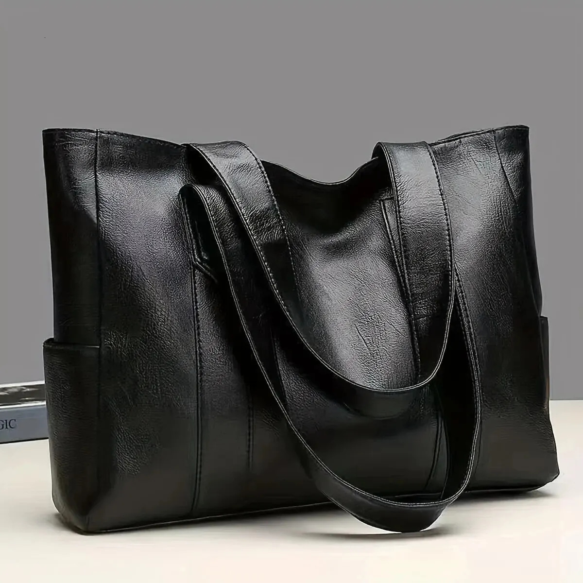 Vintage Large Capacity Tote Bag Retro Vegan Shoulder Womens Casual Handbag For Commute 250725
