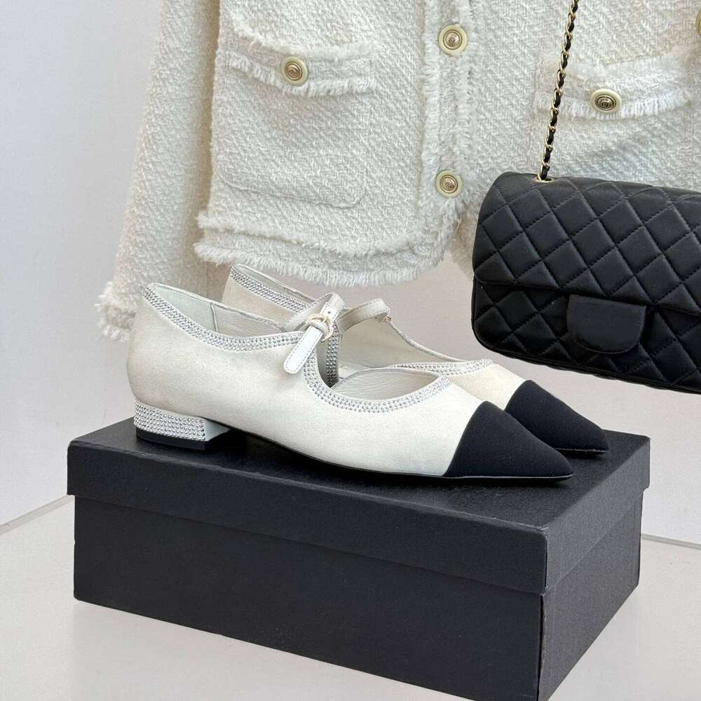 New Women Size35-41 Natural Cow Suede Flats Maey Janes Low Heels Pointed Toes Crystals Designer Shoes Zapatillas De Mujer f0e