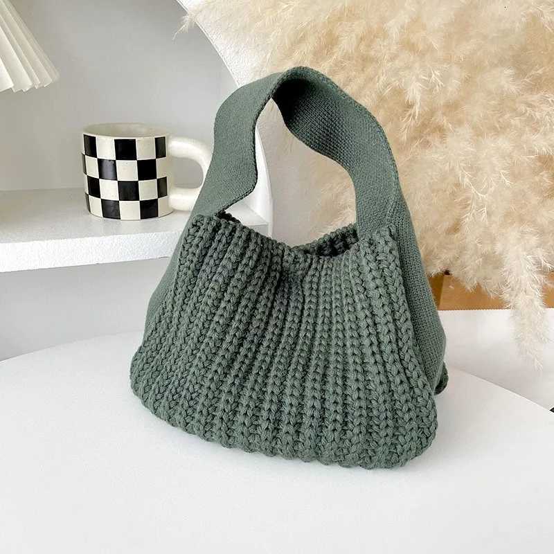 FAshion Crochet Handbag Soft Slouchy Hobo Bag Korean Style Vintage Chic Square Pouch Winter Simple Knitted Warmer Handbag Y250730