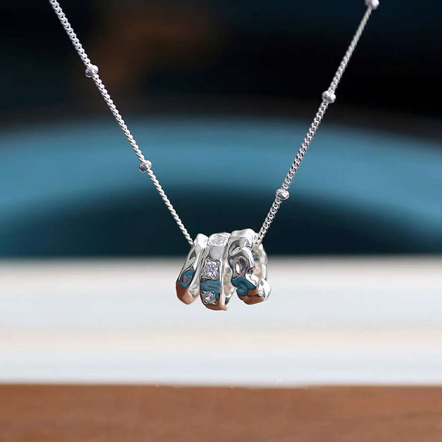 French Style Geometric Multi-Circle Necklace for Women, Light Niche Simple Classic Three-Ring Collarbone Chain Jewelry