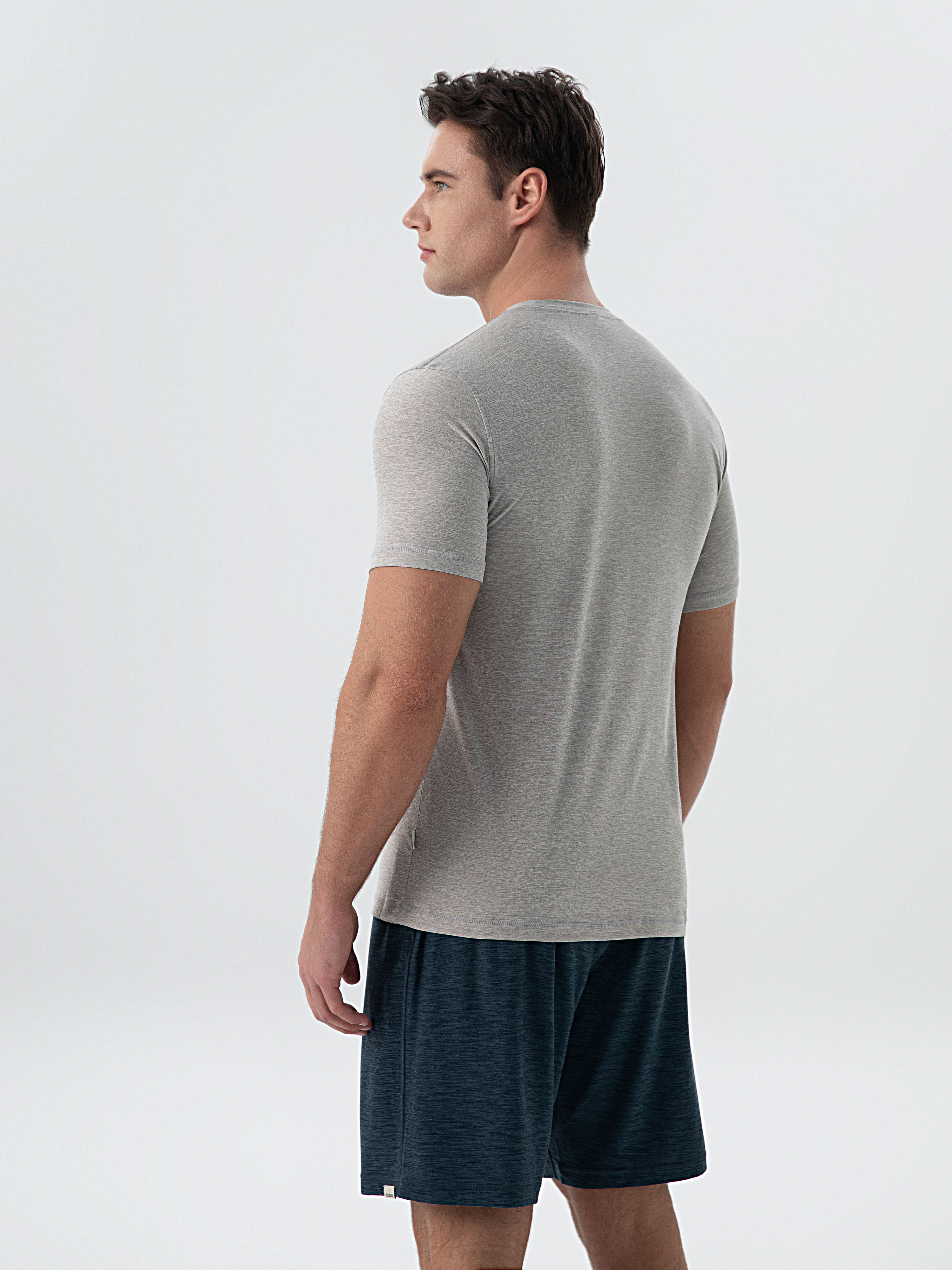 Men's Lightweight Cotton T-Shirt - Breathable Fabric & Durable Construction