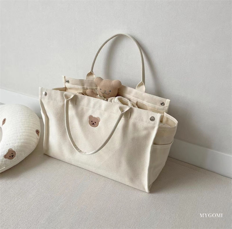 Designer Luxury Bag Bag Exclusive Casual Simple Versatile Bear Embroidered Mommy Bag Canvas Bag For Moms Going Out Mother And Baby Tote Bag Tote Bag