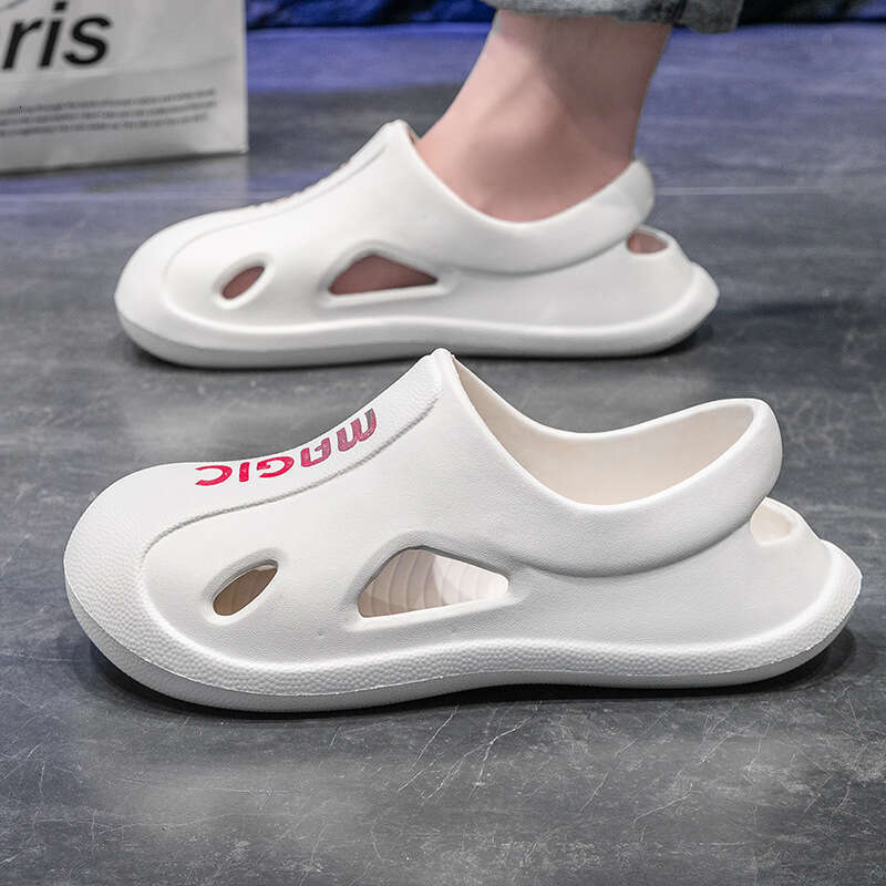 Men's Summer Outdoor EVA Closed-Toe Clogs, Casual Sports Beach Sandals for Couples