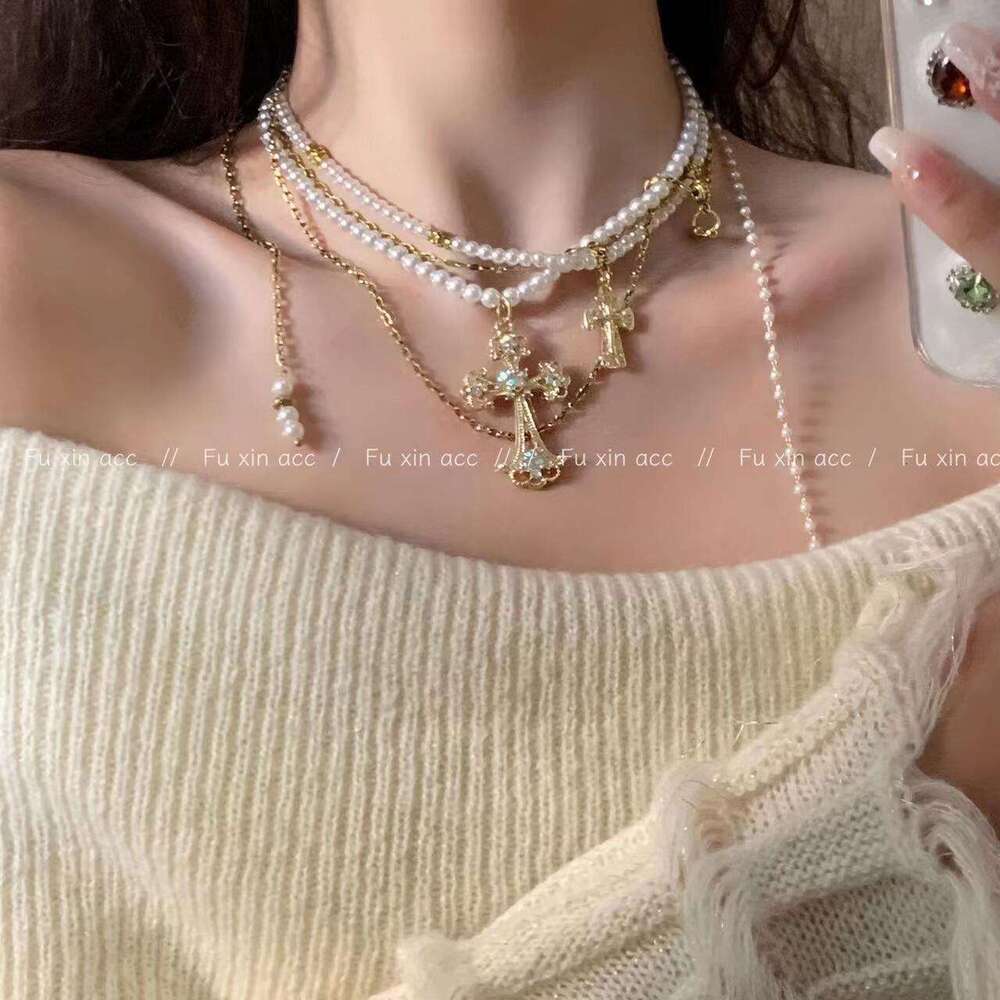 Cross Pearl Necklace 2023 New Sweet Cool Sweater High-end Light Niche Neck Chain Accessory 449