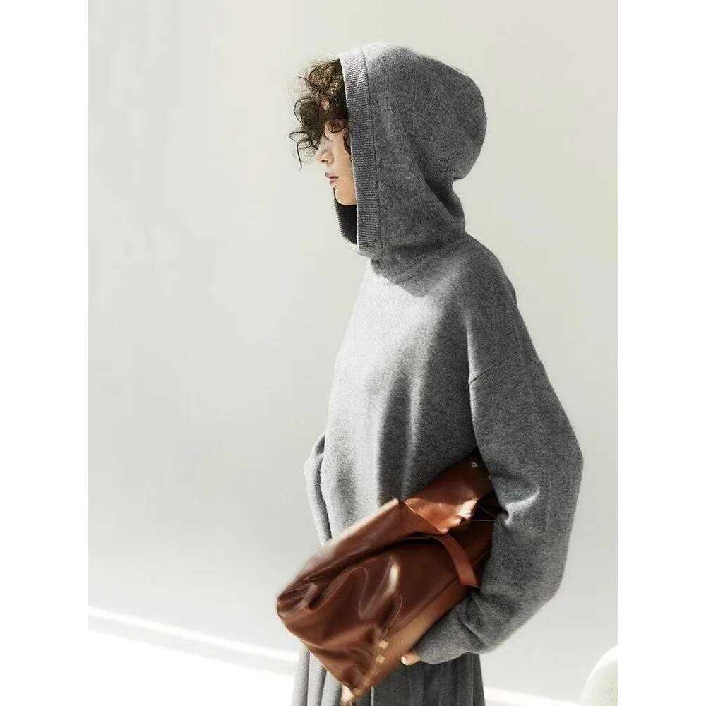 American Retro Gray Hooded Sweater, Women's Autumn Winter High-End Temperament, Simple And Casual Base Knit Sweater 250728