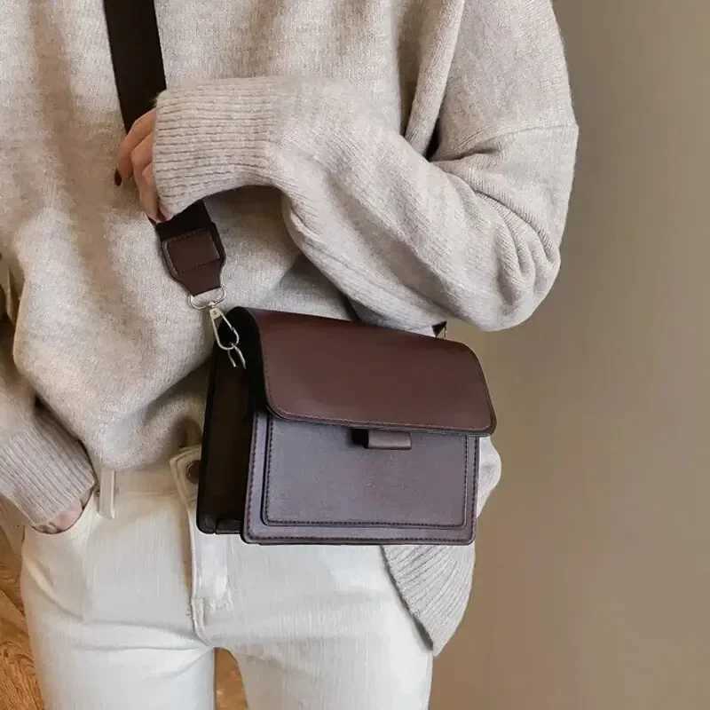 Classic Designer Crossbody Bag for Women Travel Handle Handbag Shoulder Messenger Bag Ladies Small Flap Bag Y250730