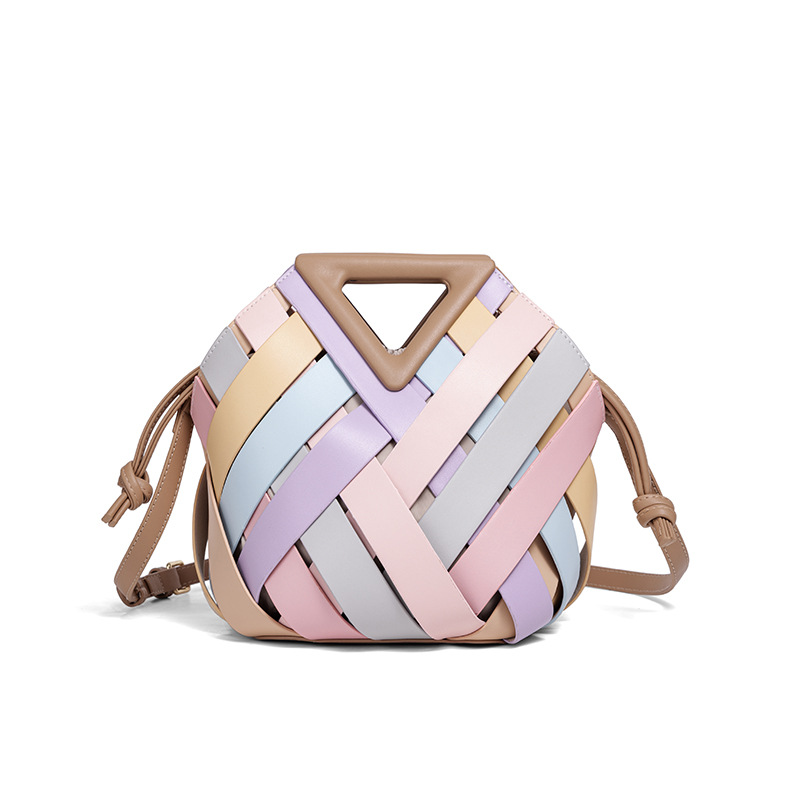 Totes Large capacity handbag triangle bag 2025 new hand-held clip bag diamond grid woven dinner bag