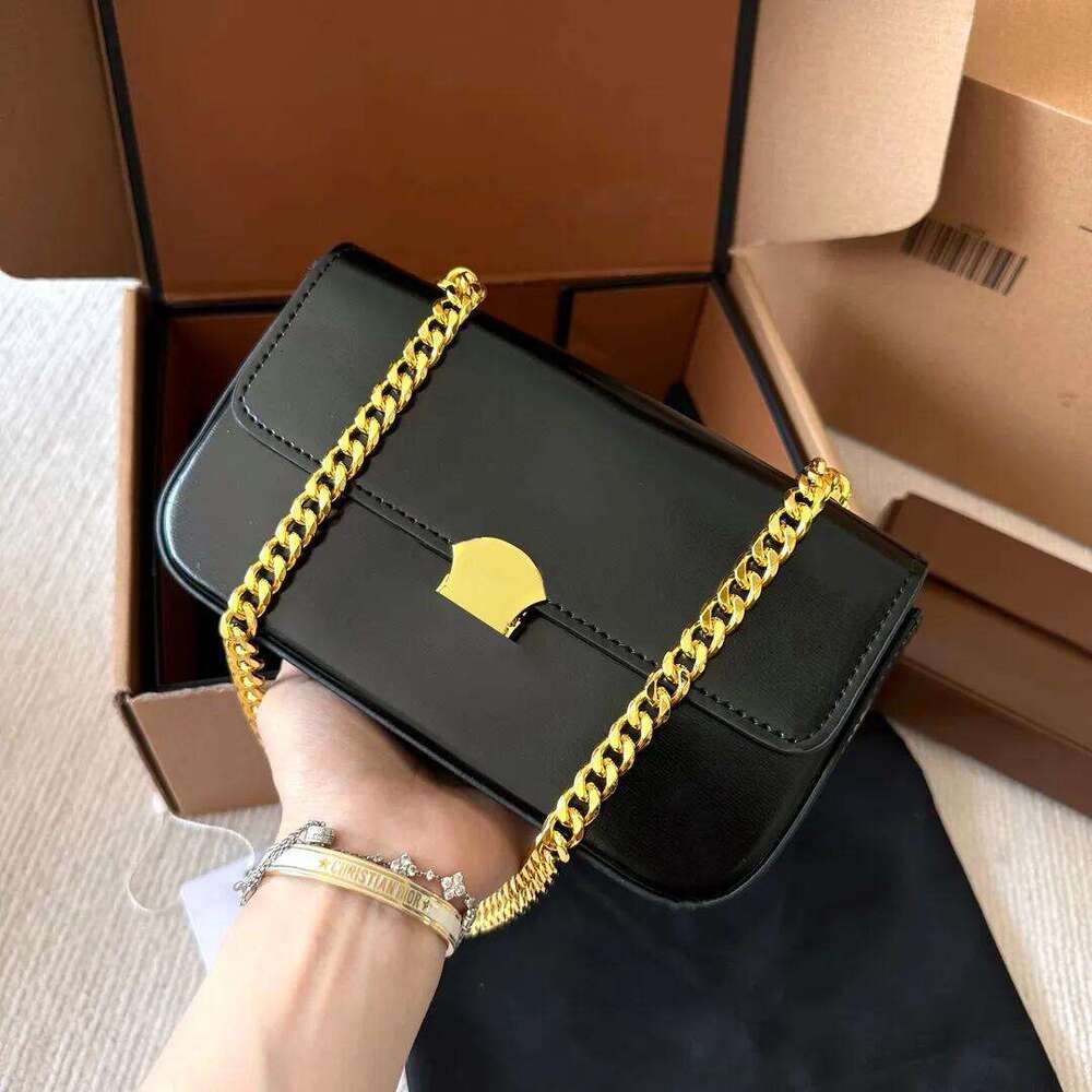 Designer Tote Bag Handbags High Quality Underarm Saddle Bag Brown AVA Cases Shoulder Women Crossbody Bag Half Moon Leather Pochette Armpit Even Bag Celinnepurse 009