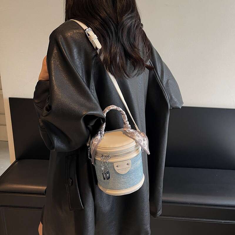 Cylindrical handbag - blue and white color blocked denim with diamonds PU leather single shoulder crossbody bag, fashionable and versatile, out on the