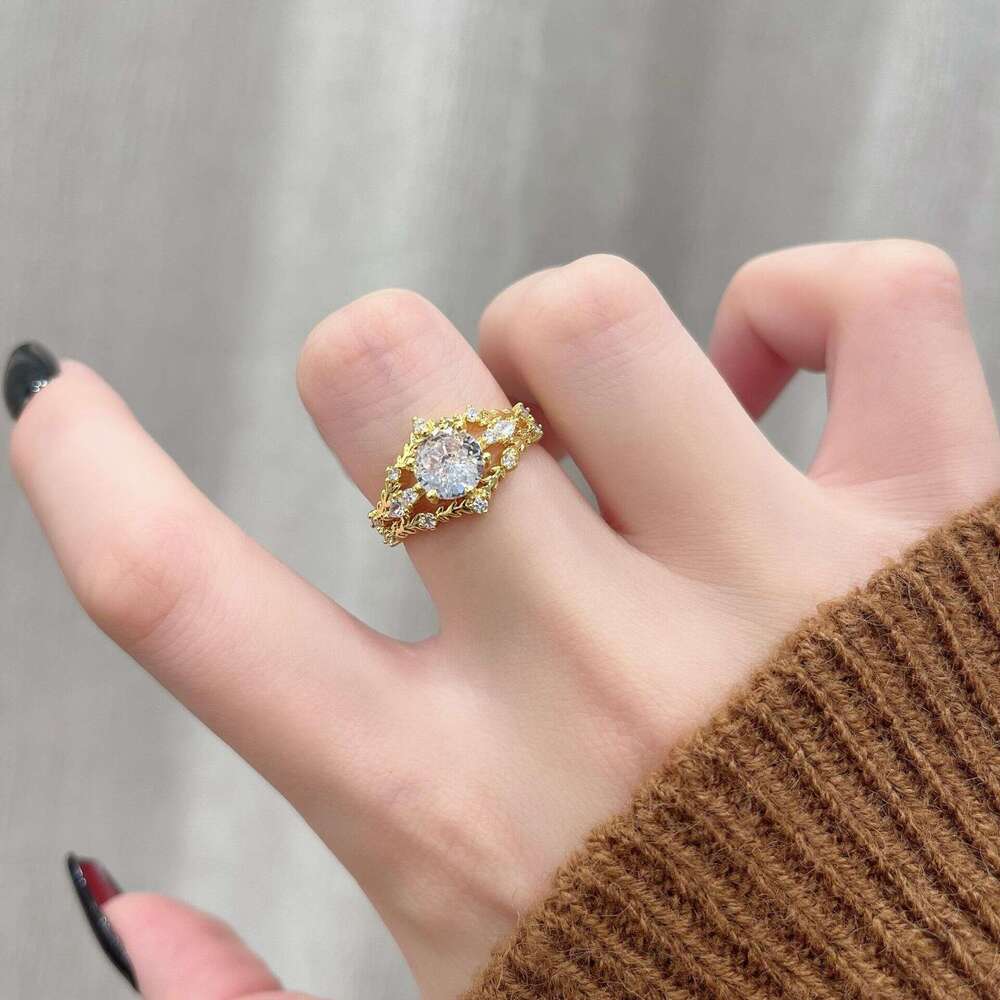 Vintage Style Multi-layer Zircon Brushed Flower Carving Open Ring Gold and Silver Two-tone Versatile Fashionable Elegant d2d
