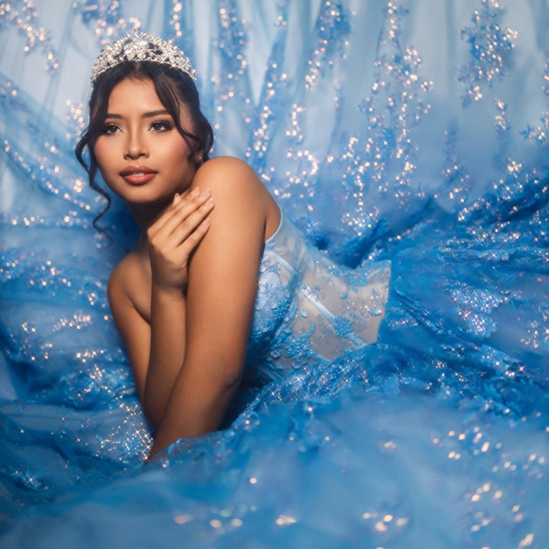 Blue Shiny Quinceanera Dresses Off The Shoulder Sequin Applique Lace Beads With Cape Tull Ball Gown Vestidos De 15 Anos Sweet 16 Dress