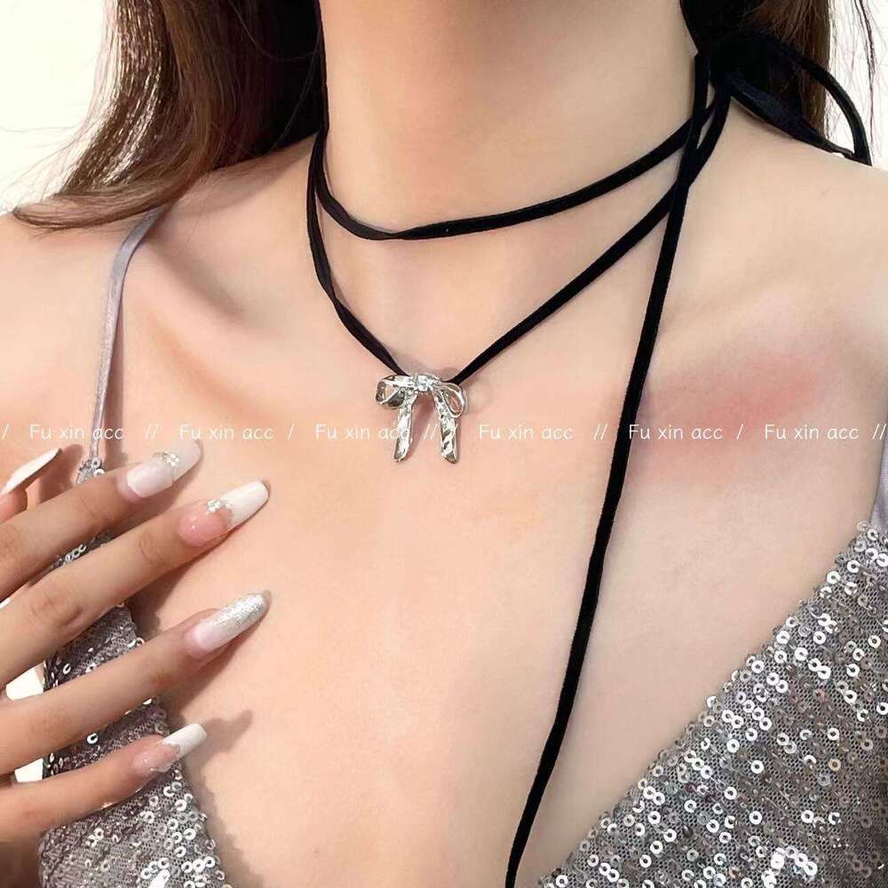 Minimalist Metal Bow Fashion High-end Tie Multi-wear Clavicle Chain Personality Versatile Choker Necklace d11