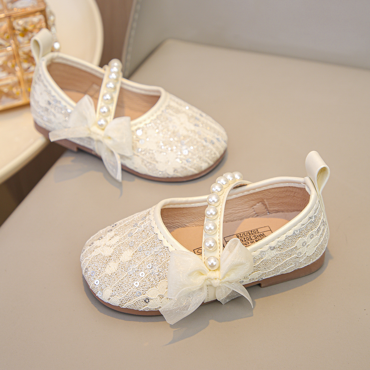 Girls Lace Princess Shoes Pearl Trip Bow Sequins Exquisite Little Leather Shoes