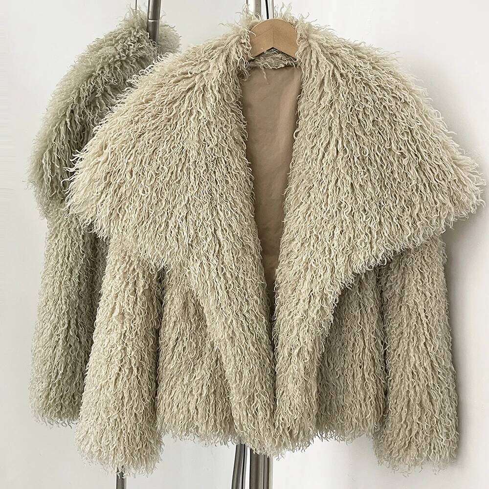 New Autumn Winter Clothes Women Fashion Big Collar Artificial Mongolia Sheep Jacket Faux Coat Fake Fur Overcoat