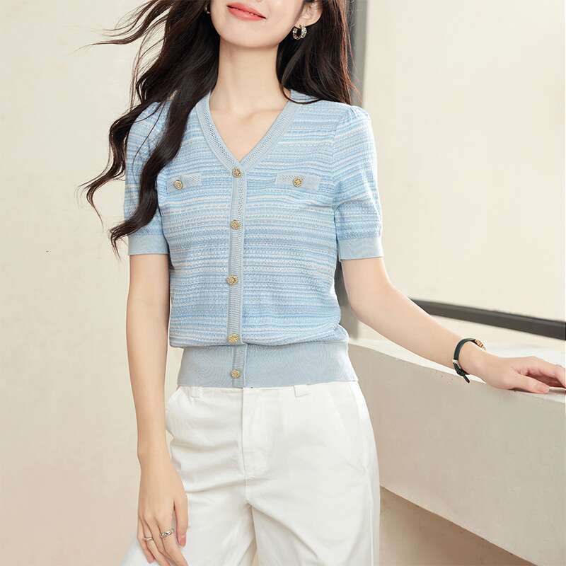 Designer Clothing 2025I BELIEVE YOU Knitted Sweater New Summer Women Blue V-Neck Button French Shiny Sier Stripes Commuting Pullovers