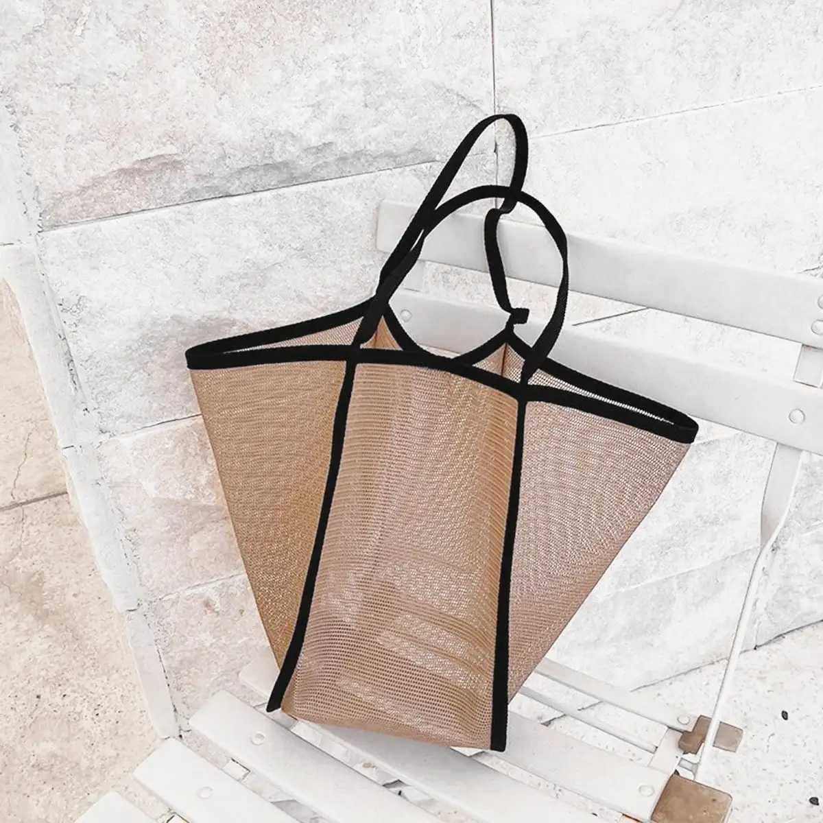 Fashion Large Capacity Handbag Mesh Hollow Out Design Beach Travel Bag for Women Single Shoulder Bag Female Shopper Totes G250729