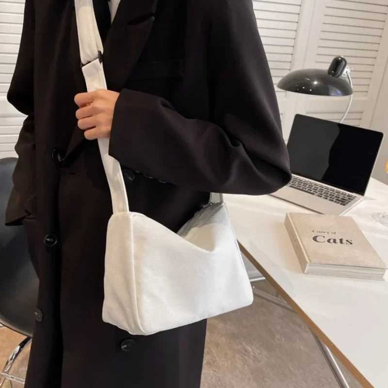 2024 Large-capacity Shoulder Bag New Womens Fashion Simple Commuter Messenger Tote Bag Black Purses and Handbags Y250730