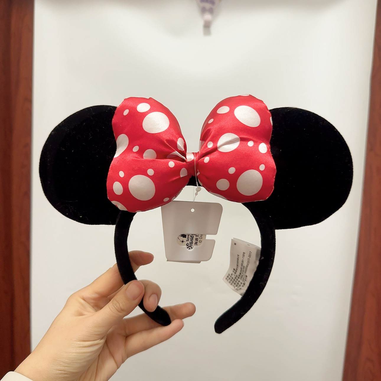 Disney & Minnie Mouse Themed Disney Character Bows - Elegant Mulan-Inspired Easter Egg Design with Sparkling Sequins for Girls X250506