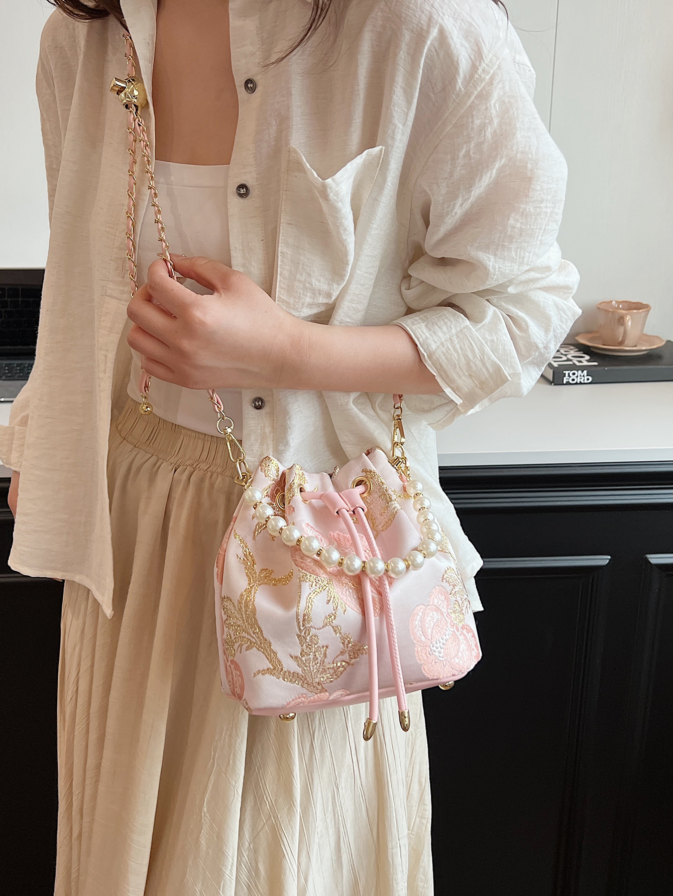 New Chinese style trend trendy women s bag new pearl handbag designer bag bucket bag fashionable multifunctional shoulder bag