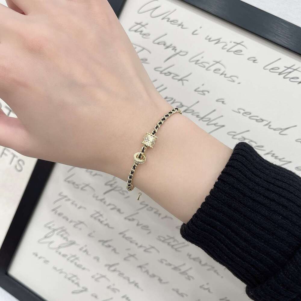 Running Ring Black Gold for Women Simple Fashionable Style Chain Brushed Sparkling Woven Bracelet abb