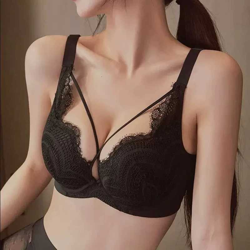Large Breasts Show Small Sexy Lace Underwear For Women With Soft Steel Rings To Collect The Extra Breasts On The Large-size Bra Z250730