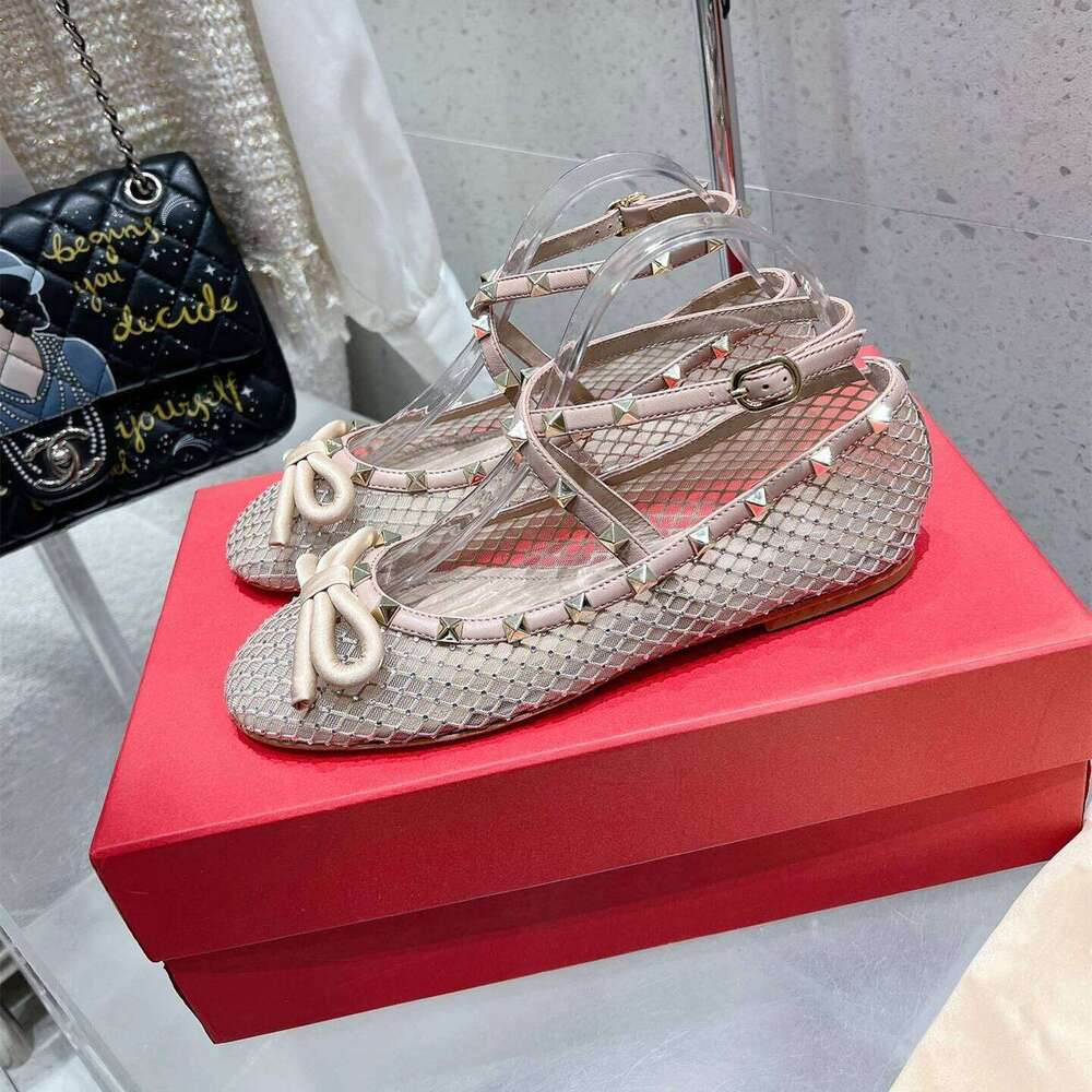 Women Size35-41 Mesh Crystal Ballet Flats Rivet Butterfly Knot Round Toe Buckle Strap Designer Shoes Zapatillas De Mujer 2ad