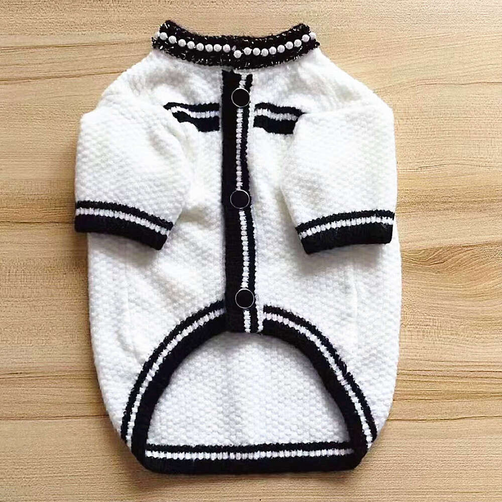 Dogs Apparel Designer dog clothes Autumn Winter Pet Sweater Pearl Style Knitted Warm Fashion Dog Cat wear Small and medium sized Pets Clothing