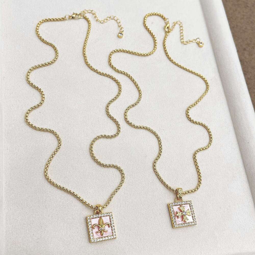 Italian Buccellino Style Handmade Brushed Cross Pendant Fashion Light High-end Inlaid Dia Pink Pearl Necklace for Women 73d