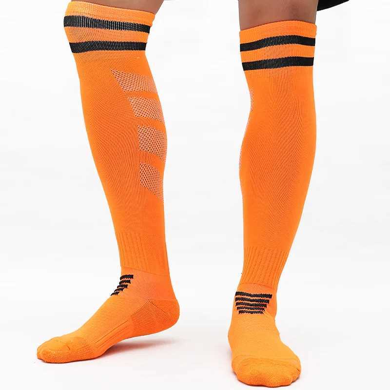 White Black Stripes Football Soccer Socks For Men Teenages Kids Boys Over the Calf Baseball Rugby Athletic Socks Women Girls Z250731