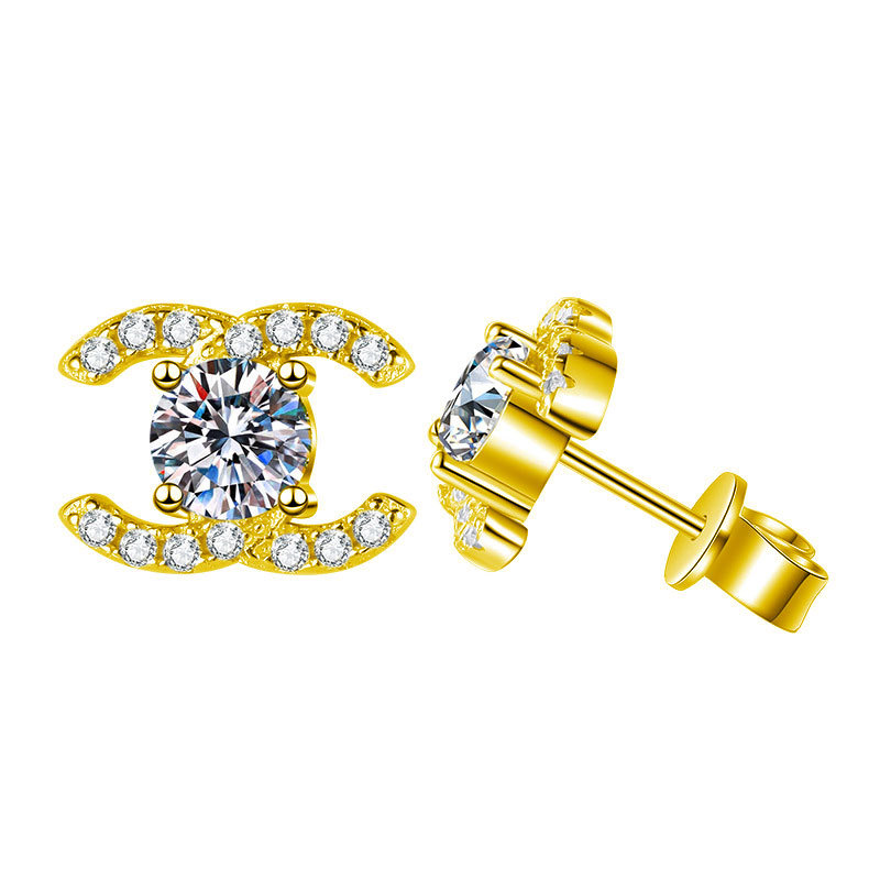 Designer's popular moissanite earrings with a stylish and elegant classic six-claw design for women. The ear jewelry is made of 925 sterling silv
