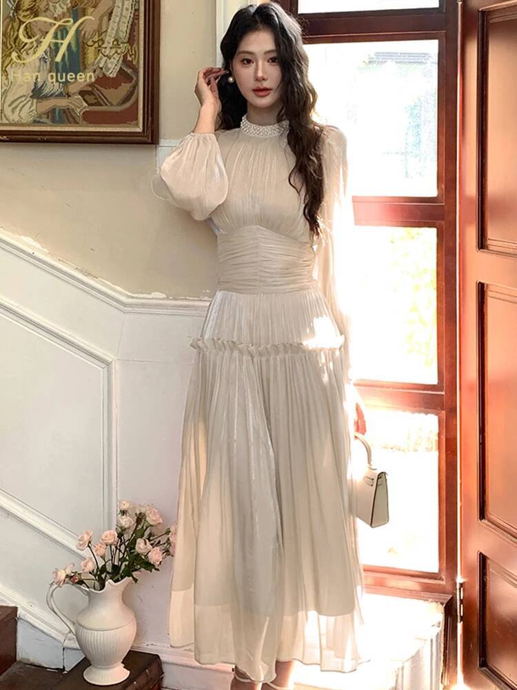 an Queen Spring Pleated Waist Cinched Long Bubble sleeve Dress A-line Casual Nail Bead Vintage French style Party Dresses ddmysept