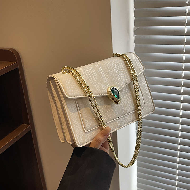 2025 New Snake Pattern Diamond-Studded Light Luxury Chain Textured Commuter Women's Single Shoulder Crossbody Small Square Bag ddmymoon