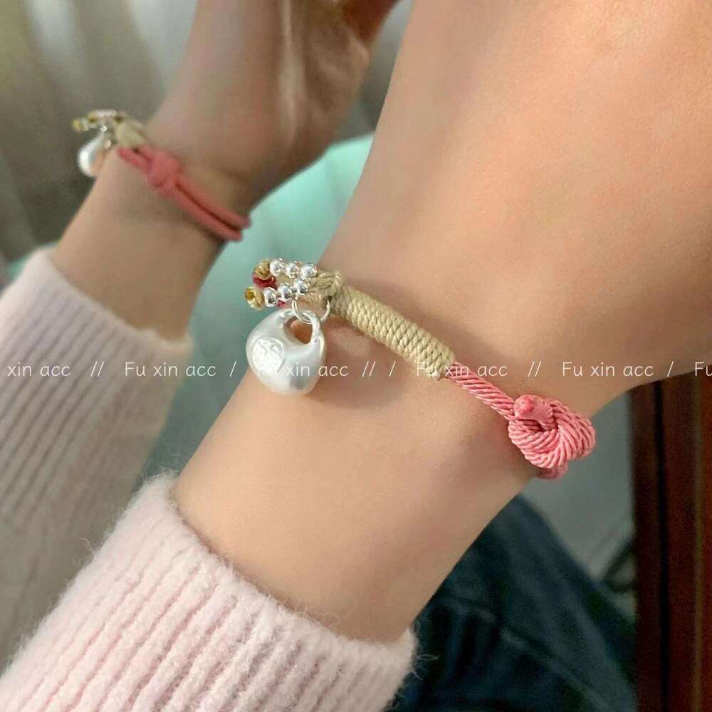 Light Niche New Chinese Braided Rope Little Fat Fu Pendant Bracelet Versatile Exquisite Layered Wristband Sweet American Style Hand Jewelry d67