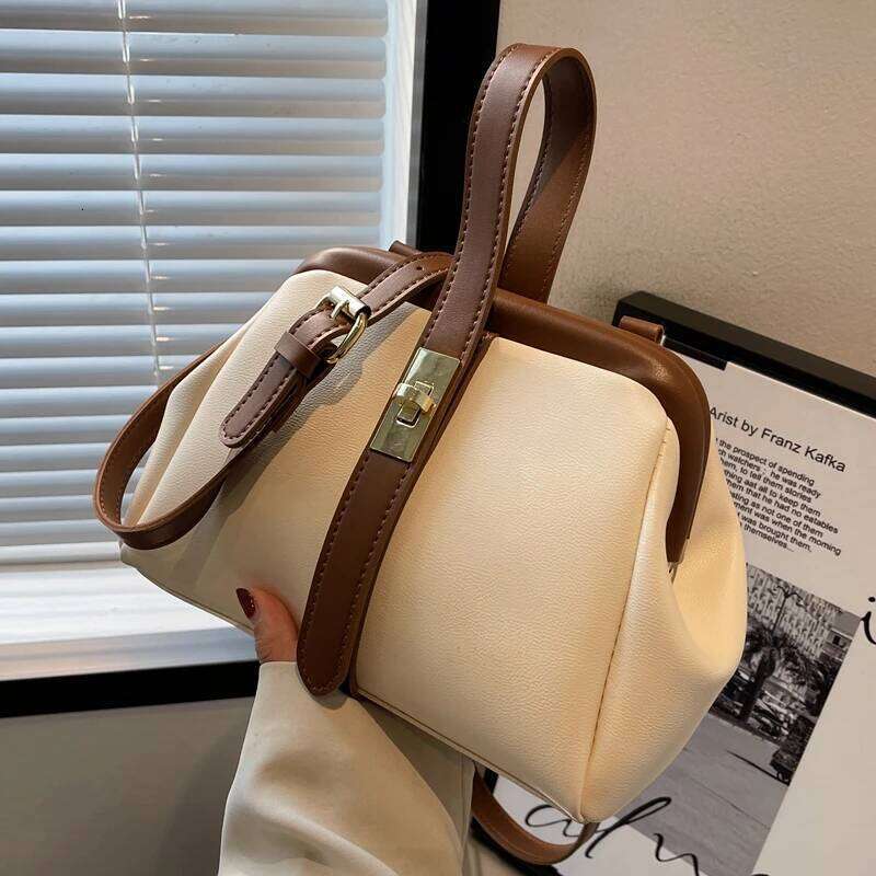 Retro ell aped Crossbody Women's Handbag Ins Sle Soft PU Leather Korean Faion Pure Color Lo Bule Clutch Bag