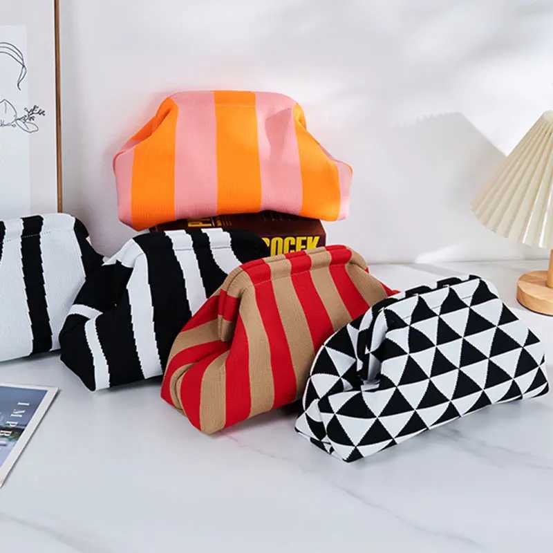 Summer Beach Clutch Bag for Women Woven Crochet Handbags Purses Knitting Dumpling Clutch Ruched Cute Cloud Casual Colorblock Bag Y250730