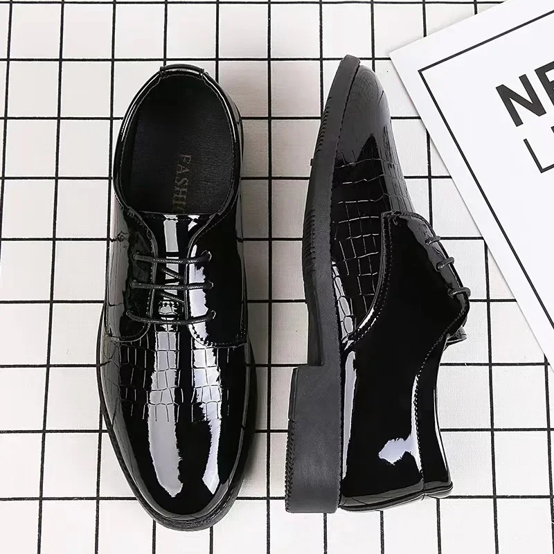 Men Leather Shoes Business Formal Fashion Leather Shoes Korean Style Casual Youth Versatile Men Leather Shoes 250730
