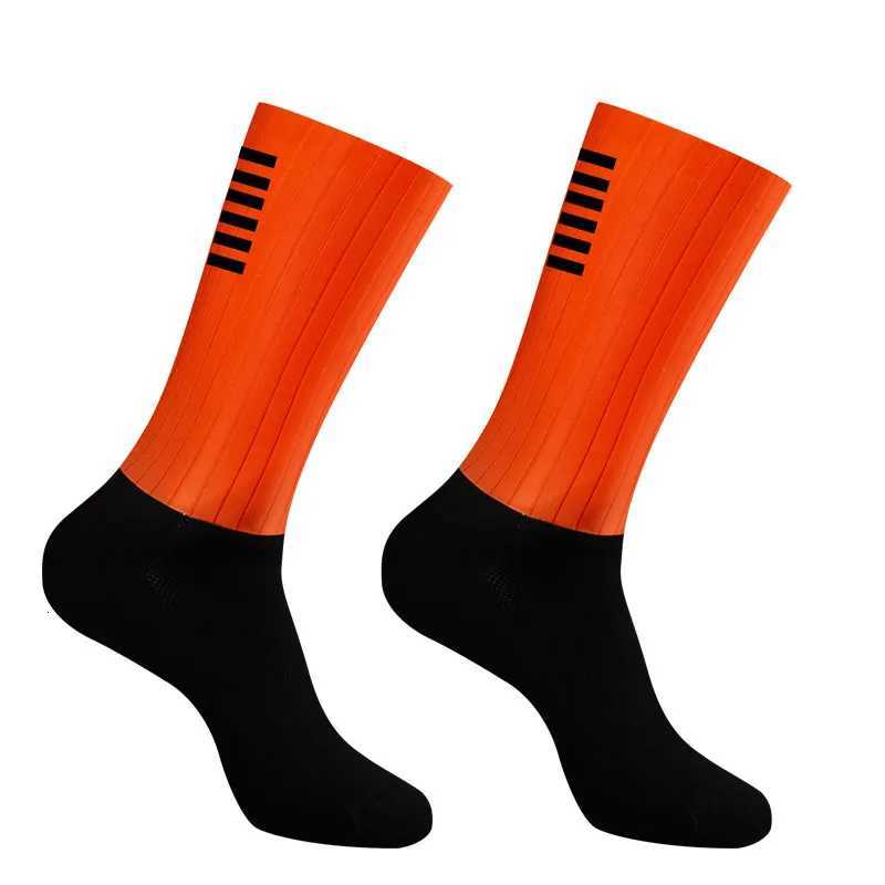 2023 Anti-Slip Silicone Summer Aero Socks Whiteline Cycling Socks Men Bicycle Sport Running Bike Socks Calcetines Z250731