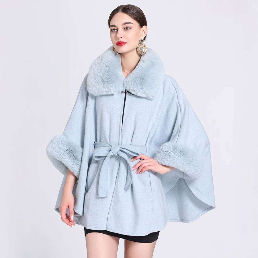 Designer Clothing Fashion Elegant Faux Fur Turn-Down Collar Woolen Blends Coat Batwing Sleeve Belt Loose Poncho Mid Long Cape Outerwear Pockets Fashio