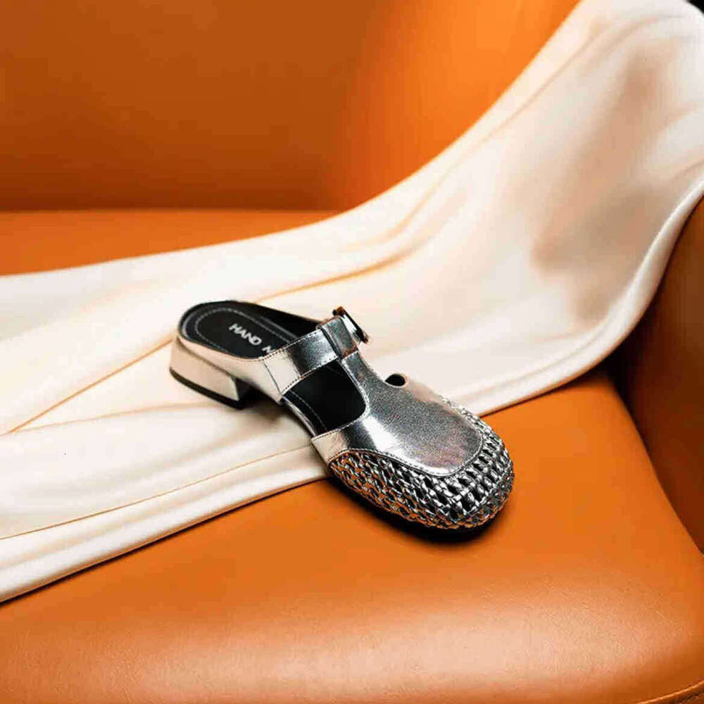 2025 New Genuine Leather Handmade Casual Versatile Fashion Hollow Mesh Flat T-Strap Closed-Toe Sandals for Women