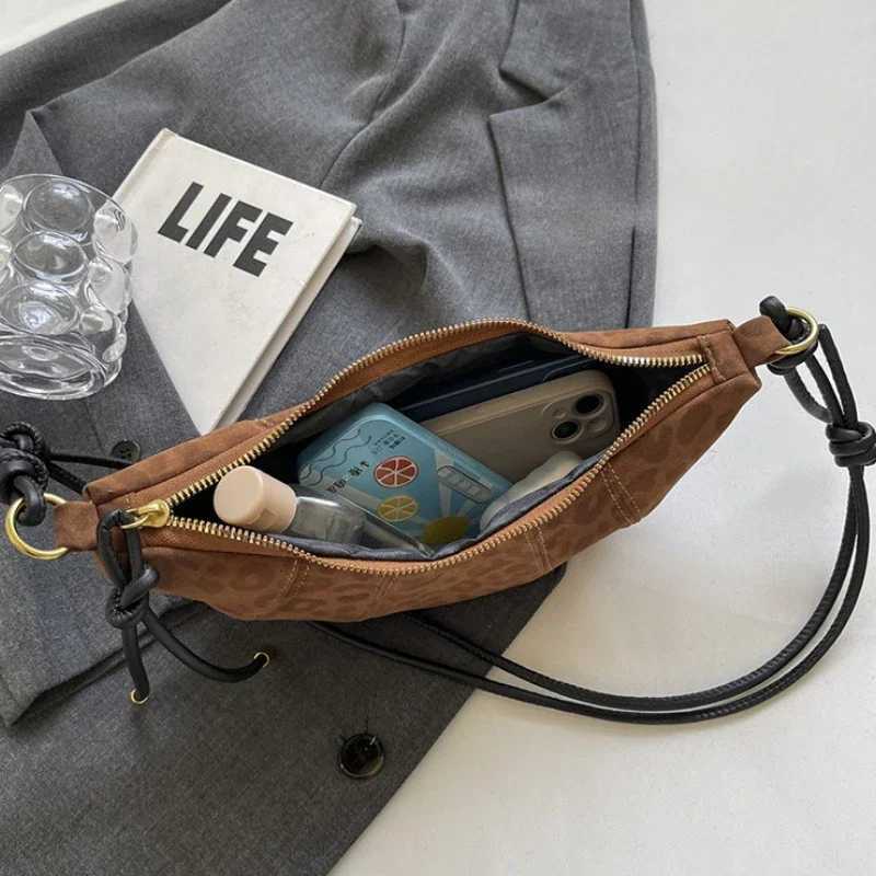 Vintage Half Moon Shoulder Bags for Women Fashion Faux Suede Ladies Underarm Bag New Soft Clutch Female Handbags Small Purse Y250730