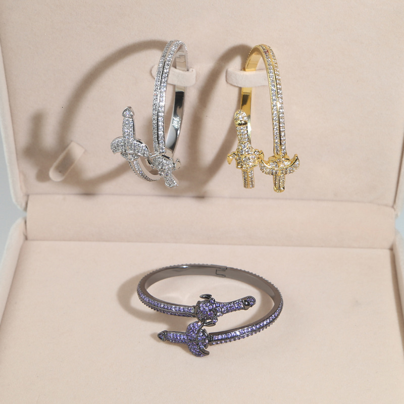 European and American Fashion New Double Sword Designer bracelet Cross Bracelet Export Madam Zircon Inlaid Men's Bracelet Hip Hop Accessories Who