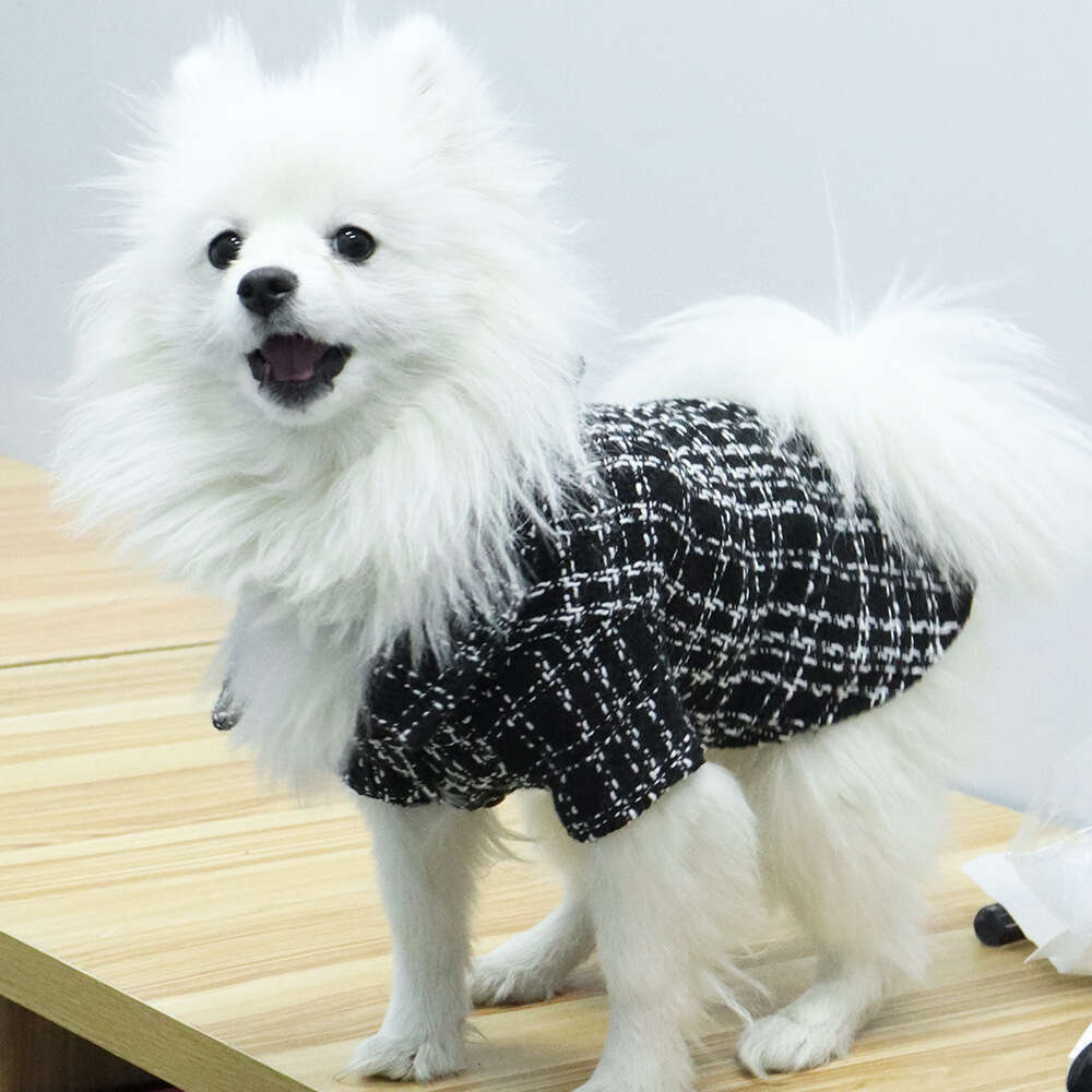 Pet Spring and Autumn Anti-Shedding Cat Bichon Corgi Dog Clothes Medium Dogs